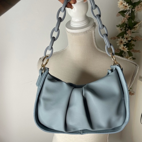 THE LIMITED Shoulder Bag - Picture 2 of 8